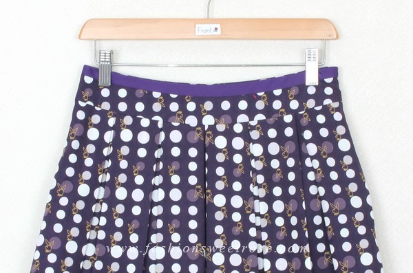 SK-303 กระโปรงแฟชั่น&ทำงาน ทรงบาน ผ้าคอตตอนญี่ปุ่น พิมพ์ลายจุดโทนม่วง
