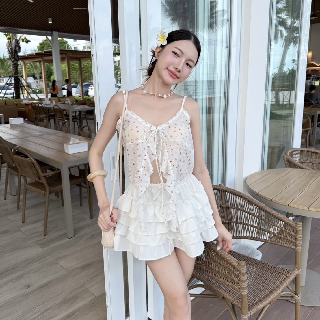 Yuki tank top 💕เสื้อสายเดี่ยวกรุยกราย ผูกโบว์หน้า