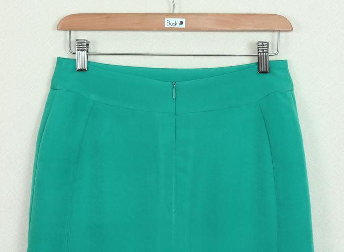 SK-266 กระโปรงแฟชั่น&ทำงาน ทรงสอบ ผ้าวาเลนติโน่ สีเขียวอมฟ้า ด้านหลังจับจีบระบายซ้อนกัน