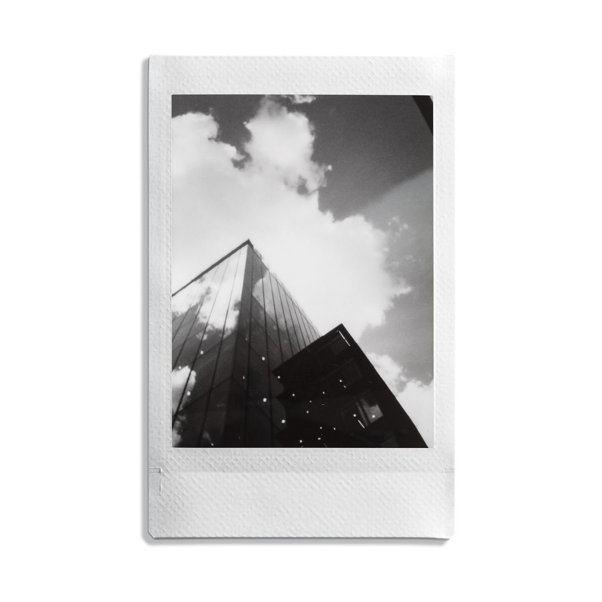ฟิล์ม Fujifilm Instax Mini ( MONOCHROME ขาวดำ ) 10 sheets รับประกันของแท้ 100%
