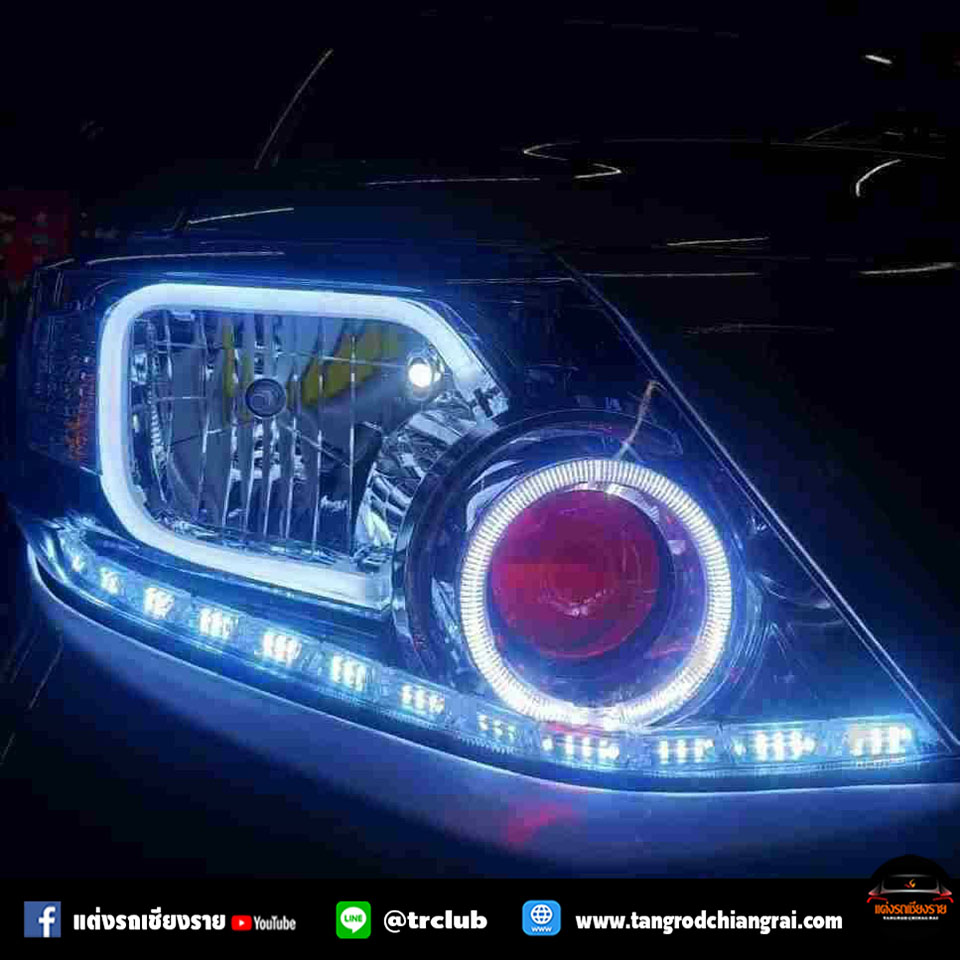 อัพเกรดไฟหน้า Fortuner Champ