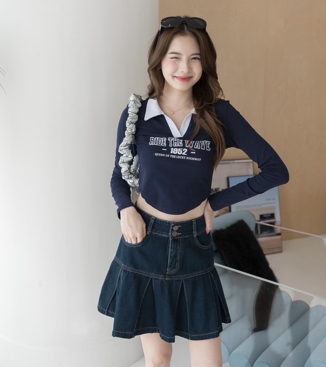 College tee 02 เสื้อยืดแขนยาว Y2K