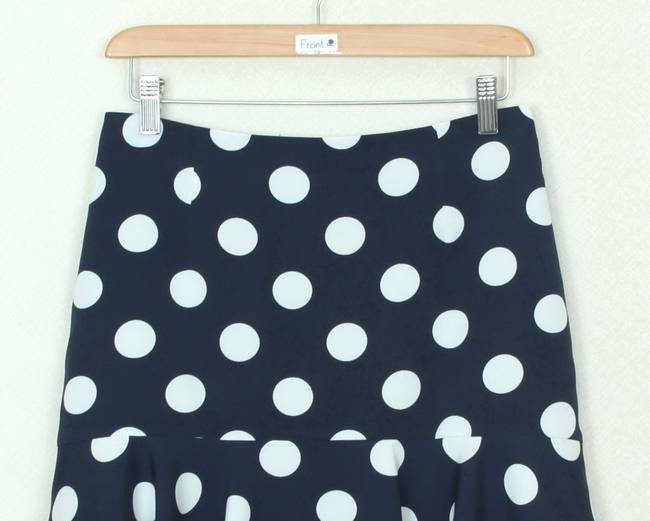 SK-285 กระโปรงแฟชั่น&ทำงาน ทรงย้วย ผ้าไหมอิตาลีพิมพ์ลาย Polka Dot วงกลมขาว พื้นน้ำเงิน