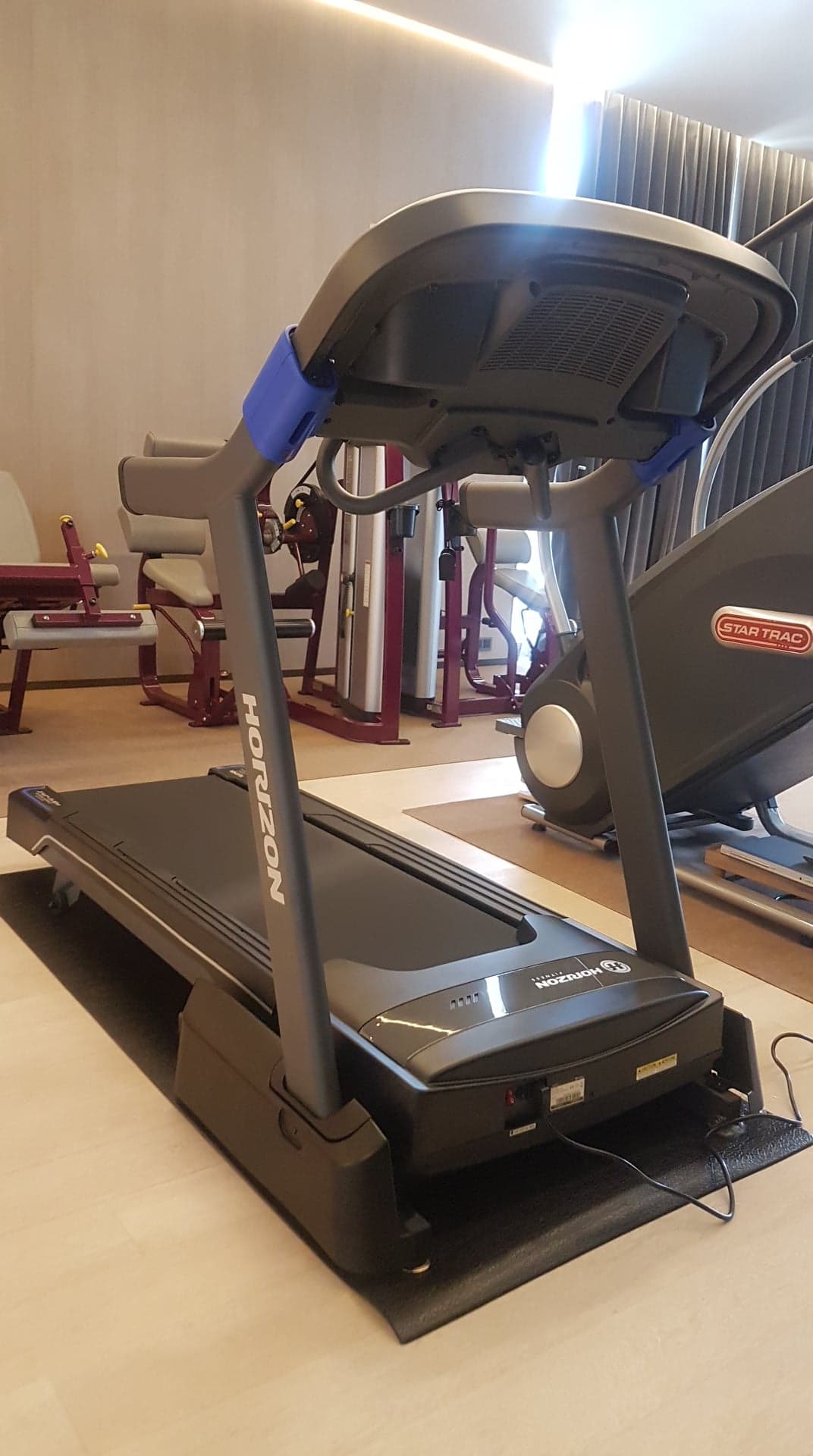 ลู่วิ่งไฟฟ้า Horizon 7.0AT USA