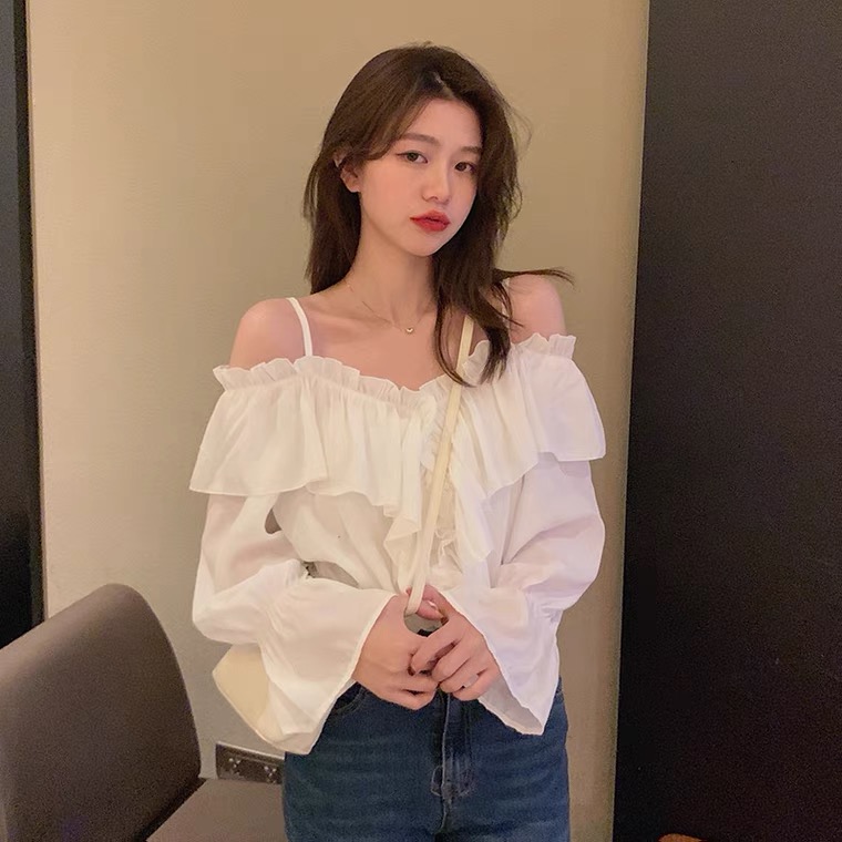 เสื้อลินินเปิดไหล่ แขนยาว Linen blouse