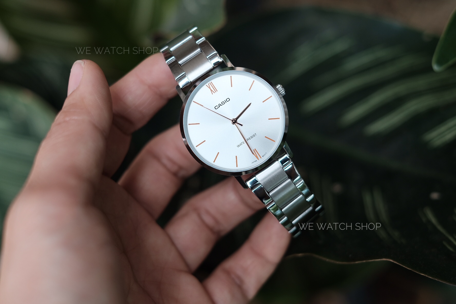 CASIO Standard รุ่น MTP-VT01D-7BUDF & LTP-VT01D-7BUDF สีเงิน หน้าปัดขาว สายสแตนเลส สินค้าใหม่ ของแท้ รับประกันศูนย์ CMG