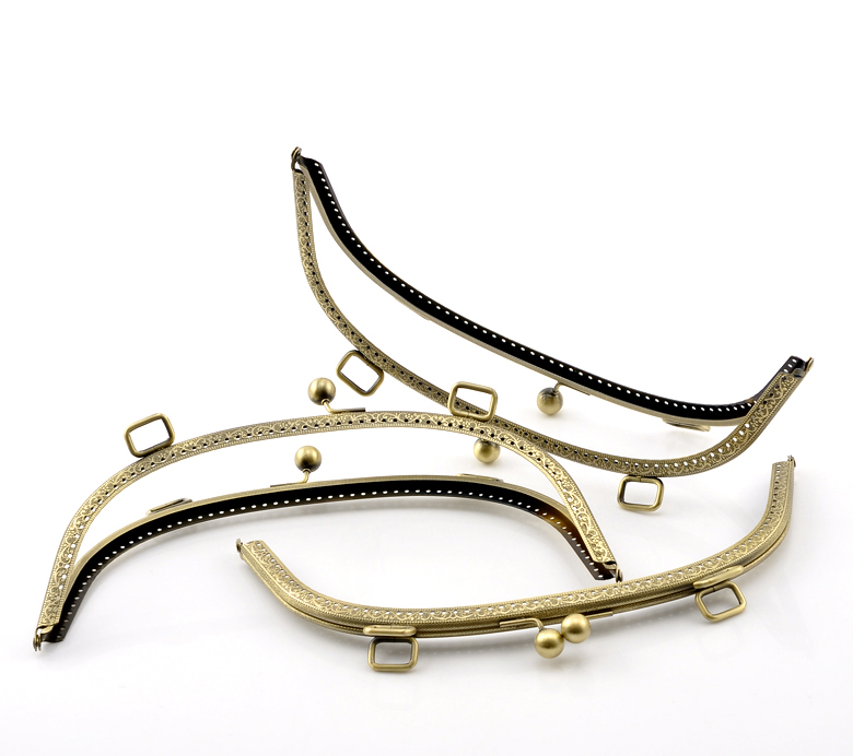 ปากกระเป๋าปิ๊กแป๊กเหล็กสี bronze สัมฤทธิ์ ขนาด 25.5x11cm(10"x4 3/8") 1 ชื้น