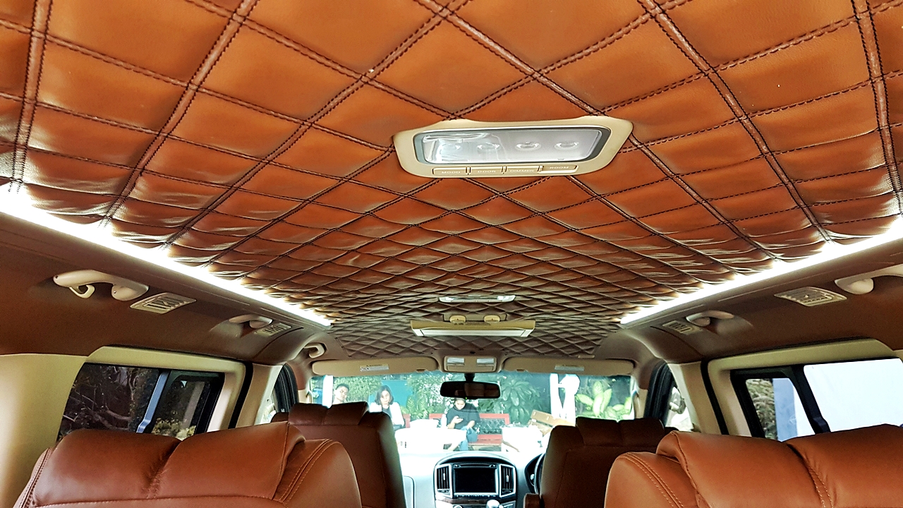 HYUNDAI H-1 DELUXE รถคุณดุล คันที่ 2 [ เบาะ + คอนโซล + ช่วงล่าง + แดมป์ + กุหลังคา + พรม + ล้อ + ประตูท้ายไฟฟ้า ] - นข 1515