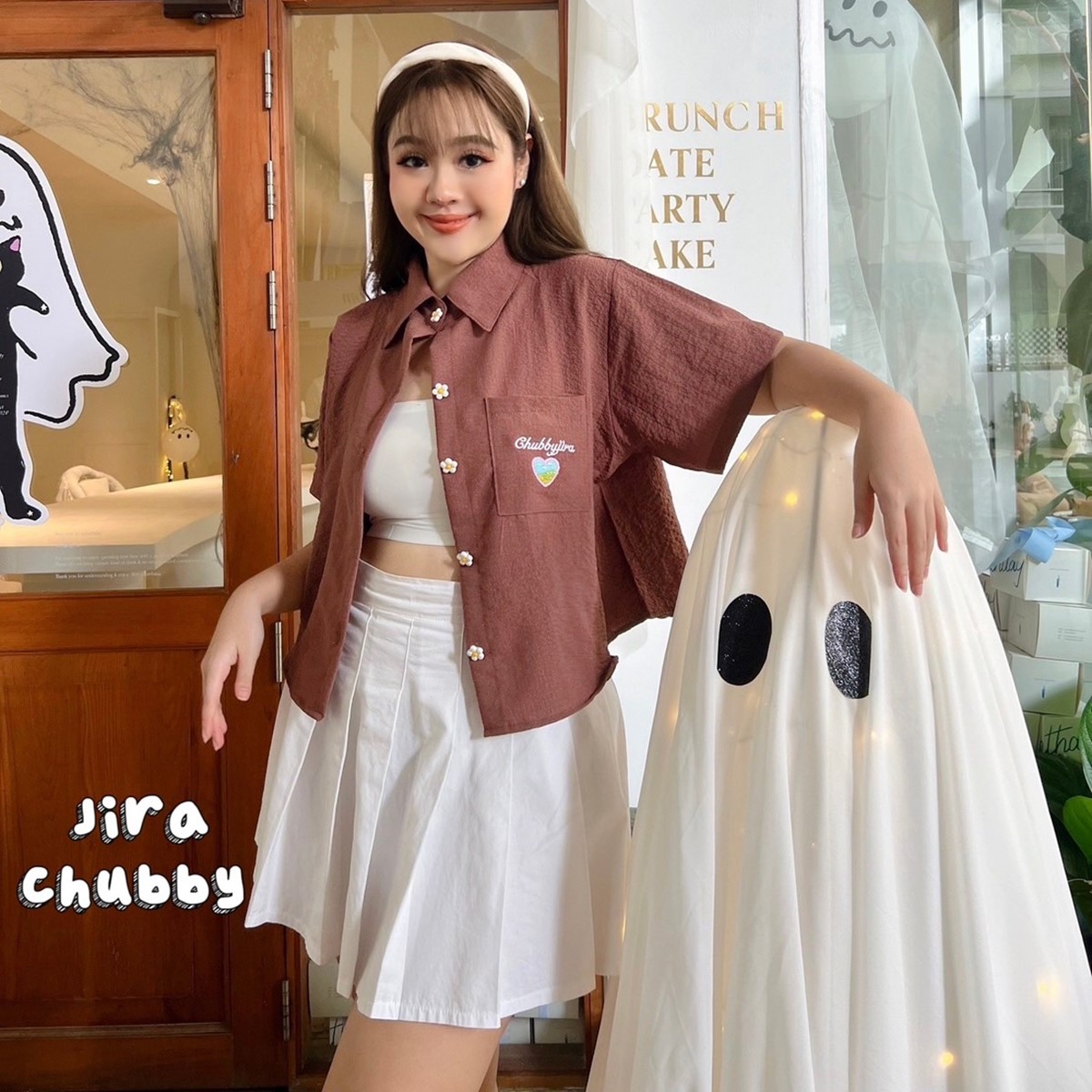 J056 เสื้อครอปคอปก แต่งกระดุมเดซี่ อกได้ถึง 48นิ้ว หน้าผ้า50นิ้ว