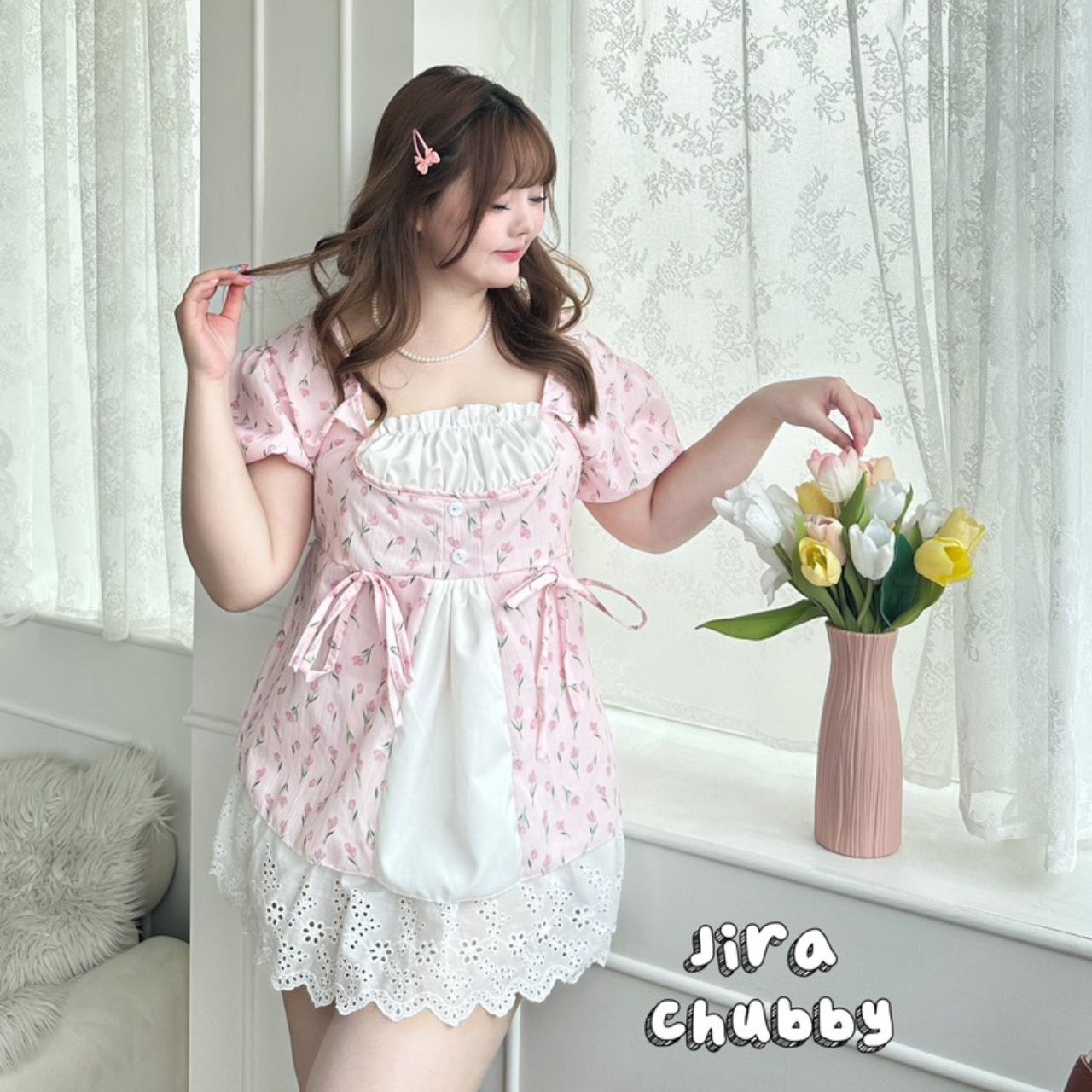 J121 เสื้อสาวอวบ แขนตุ๊กตา ลายดอกทิวลิป สีหวาน อกได้ถึง50นิ้ว หน้าผ้า52นิ้ว ขาว ชมพู อก 40-50นิ้ว