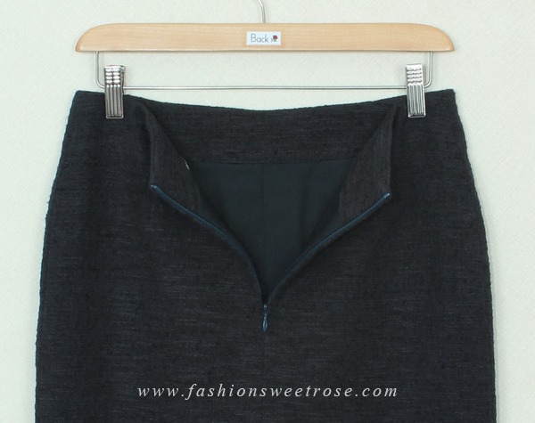 SK-305 กระโปรงแฟชั่น&ทำงาน ทรงสอบ ผ้า Channel สีน้ำเงินเข้ม มีกระเป๋าหน้า 2 ข้าง