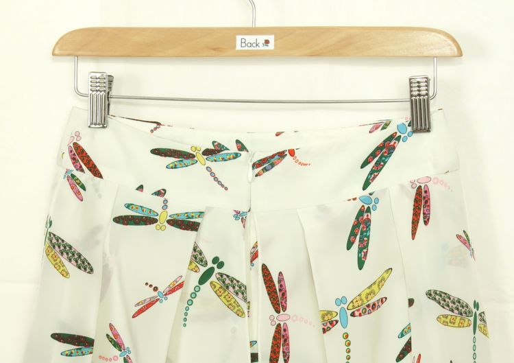 SK-164 กระโปรงแฟชั่น&ทำงาน ผ้าหางกระรอกพิมพ์ลายแมลงปอพื้นขาว มีโบว์ซ้อนกัน 2 ชั้น