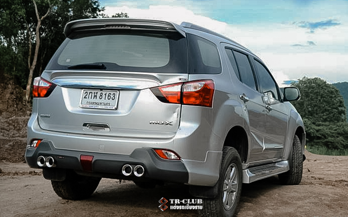 ชุดแต่งสเกิร์ตรอบคัน FREEFORM FX MU-X 2012-2016