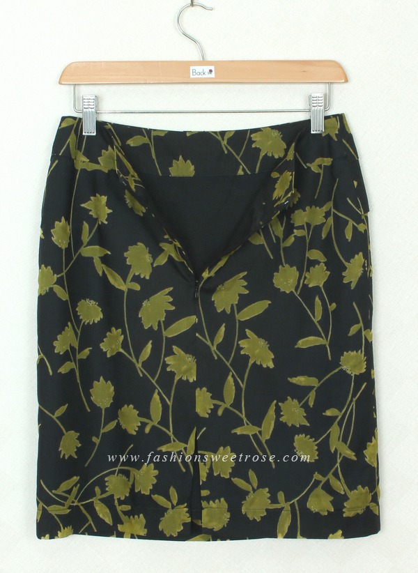 กระโปรงแฟชั่น&ทำงาน กระโปรงทรงสอบผ้าคอตต้อนญี่ปุ่นพิมพ์ลายดอกไม้เขียวพื้นดำ / SK-323