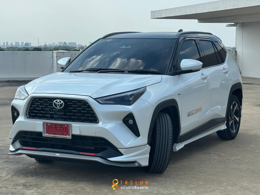 ชุดแต่งสเกิร์ตรอบคัน BK SPORT : YARIS CROSS 2023