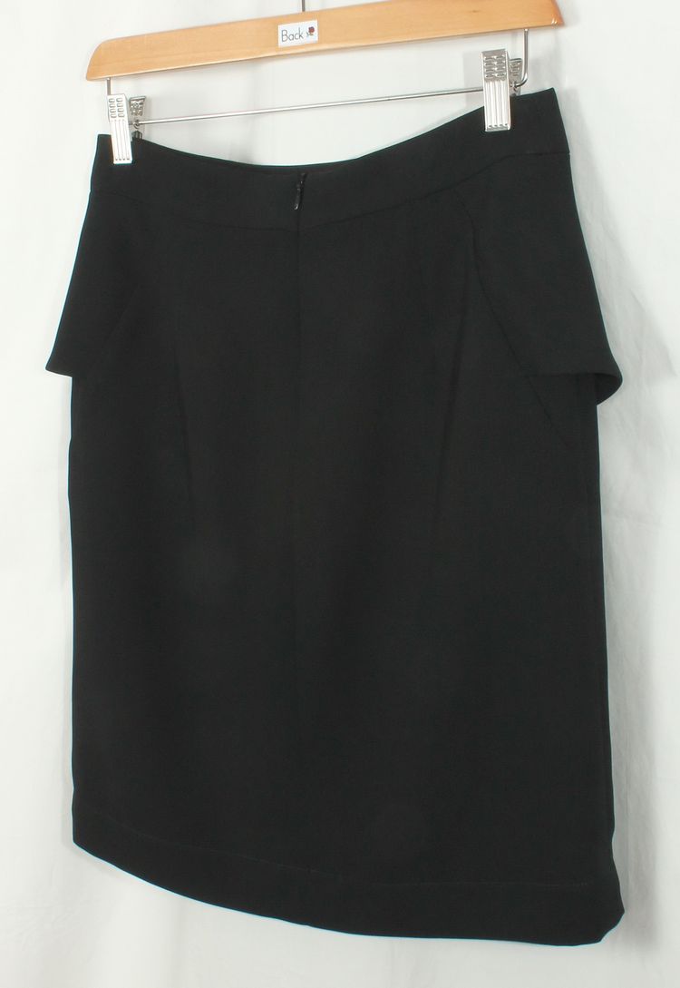 SK-190 กระโปรงแฟชั่น&ทำงาน ทรงสอบ ผ้า CHANEL สีดำ ด้านหน้ากระโปรงจับจีบระบาย