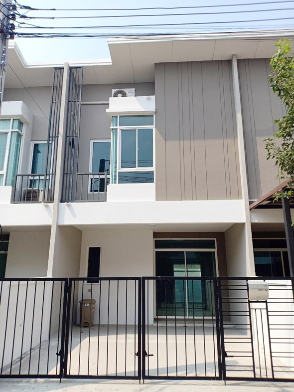 ขายทาวน์เฮ้าส์ 2 ชั้น 21 ตร. ว. หมู่บ้านซิตี้เซนส์ รามอินทรา109 ซอยพระยาสุเรนทร์30 ถนนรามอินทรา 05264