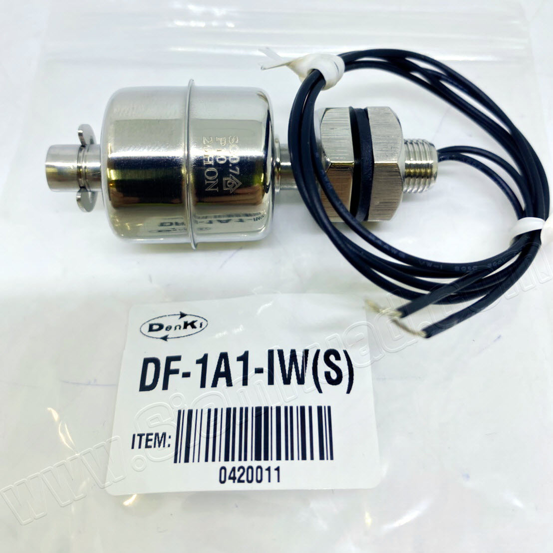 สวิทช์ลูกลอยสำหรับควบคุมระดับของเหลว Mini Float Level Switch (DENKI) รุ่น DF-1V1-IW, DF-1A1-IW, DF-1A1-LW, DF-SP31, DF-SP21, DF-SP11,