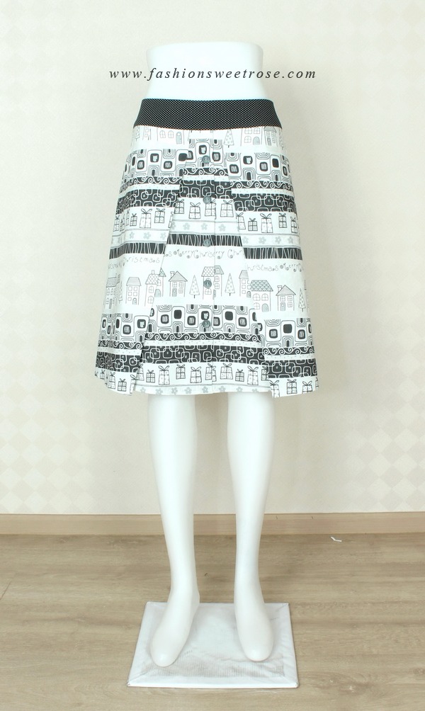 SK-327 กระโปรงแฟชั่น&ทำงาน ทรงบาน ผ้าคอตต้อนญี่ปุ่นพิมพ์ลายกราฟฟิกโทนขาว-ดำ