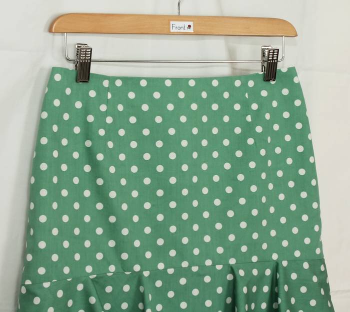 SK-199 กระโปรงแฟชั่น&ทำงาน ทรงย้วย ผ้าคอตต้อนญี่ปุ่นสีเขียว Polka Dot Green