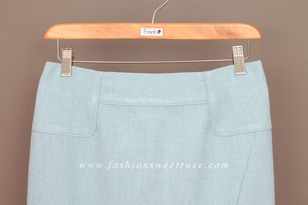 กระโปรงทรงสอบ ผ้าคอตต้อนลินินไอริสสีฟ้า ด้านหน้ากระโปรงดีไซน์เรียบหรู / SK-440