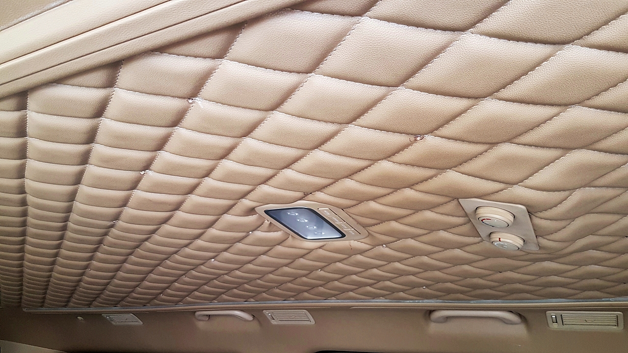 HYUNDAI H-1 DELUXE [ เบาะ vip + ท้าย 60:40 + กุหลังคา + พรม ] - ฮว 8962