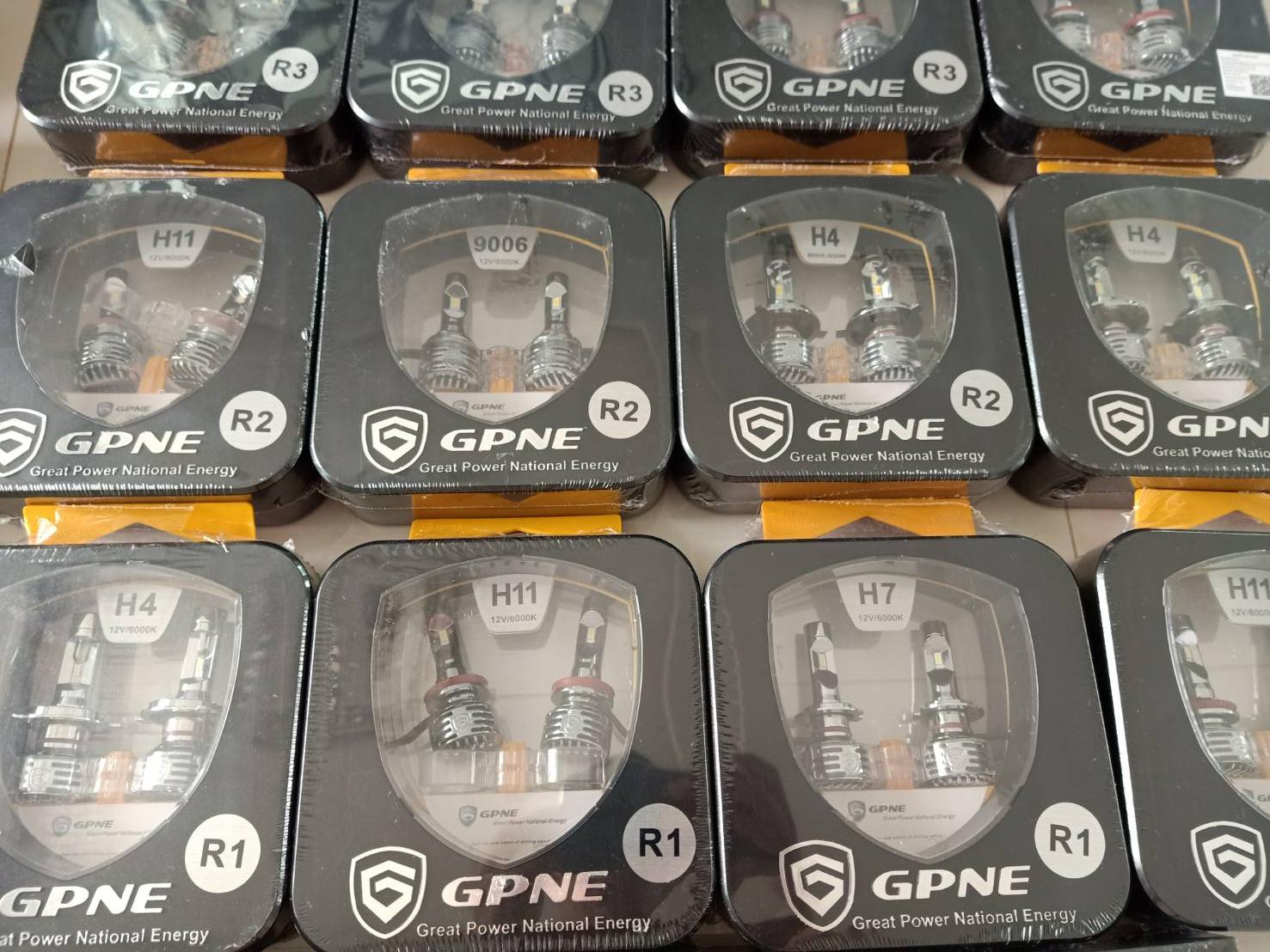 หลอดไฟหน้า ULTIMATE LED GPNE R1