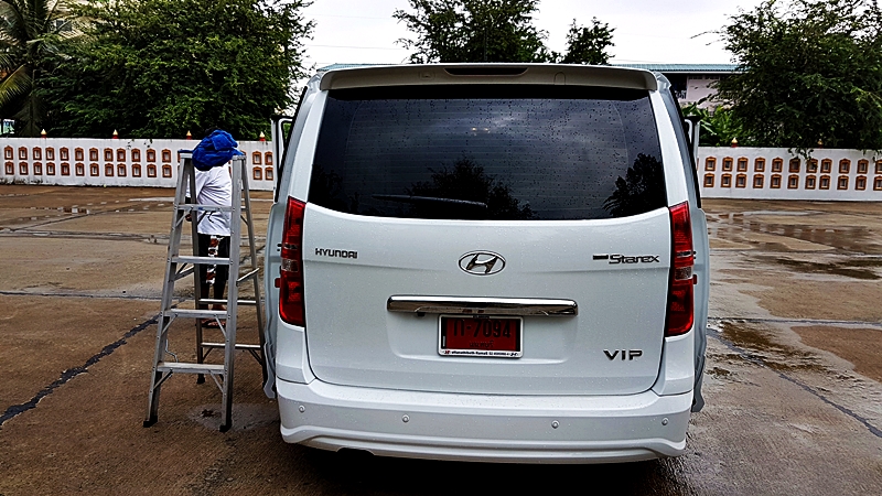 HYUNDAI H-1 STAREX [ ดิจิตอลทีวี Asuka + จานดาวเทียม TRUE HD2 ] { ก 7094 }