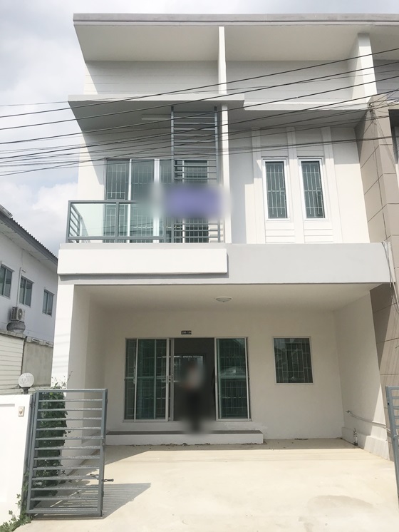 ขายทาวน์เฮ้าส์ 2 ชั้น ม.เต็มสิริ แกรนด์ มีนบุรี – สามวา คลองสามวา ใกล้ตลาดมีนบุรี 05355