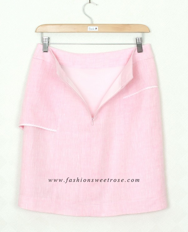 SK-314 กระโปรงทรงเอ ผ้าลินินญี่ปุ่นสีชมพู แต่งกุ้นระบายด้วยผ้าลายสก๊อต