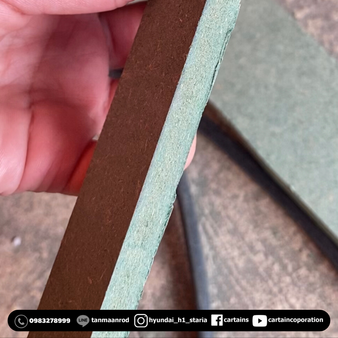 ปูพื้นไม้ลามิเนต ลายไม้แท้ staria