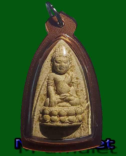 พระพุทโธน้อยเนื้อผงหลังยันต์ พุทโธ (ไม่ทราบที่) เลี่ยมกันน้ำมาแต่เดิมครับเลี่ยมพลาสติกกันน้ำอย่างดีพร้อมใช้ครับ มีผู้บูชาแล้ว