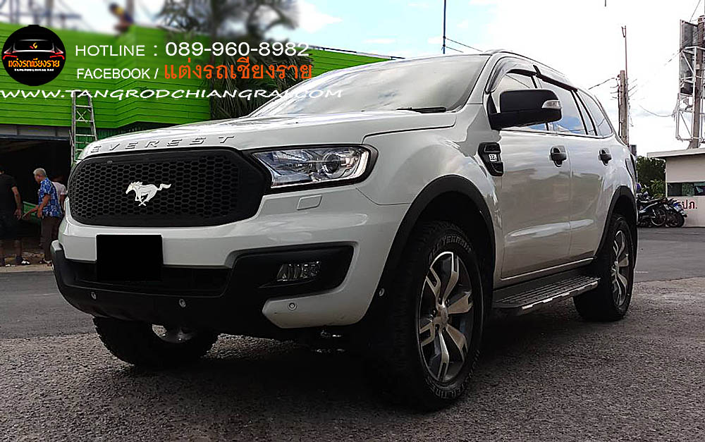 ซุ้มล้อแบบเรียบ Slim Ford Everest 2015
