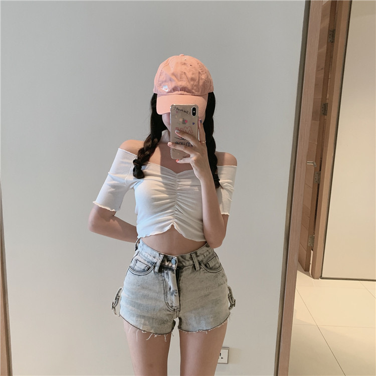 เสื้อครอปไหมพรม Mini crop top
