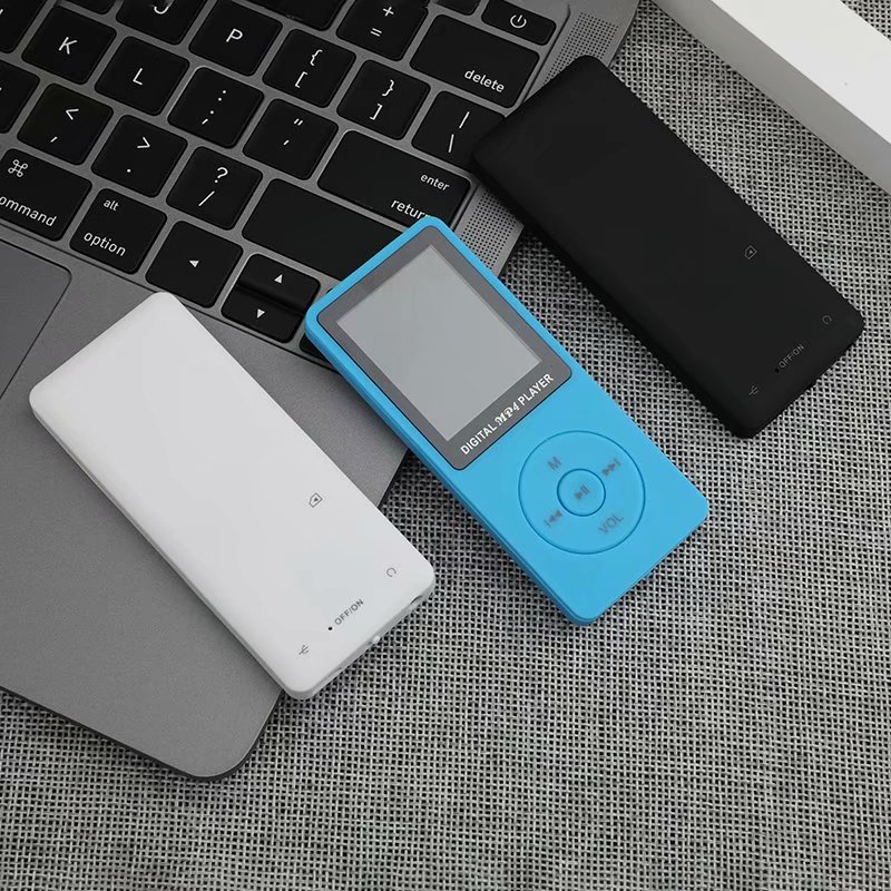 เครื่องเล่น MP3 MP4 player รุ่น Ultra-thin plus Bluetooth ฟรี!! เมมโมรี่จุใจ 16GB+หูฟัง+สายชาร์จโหลดเพลง+กล่องพกพา ครบเซ็ต