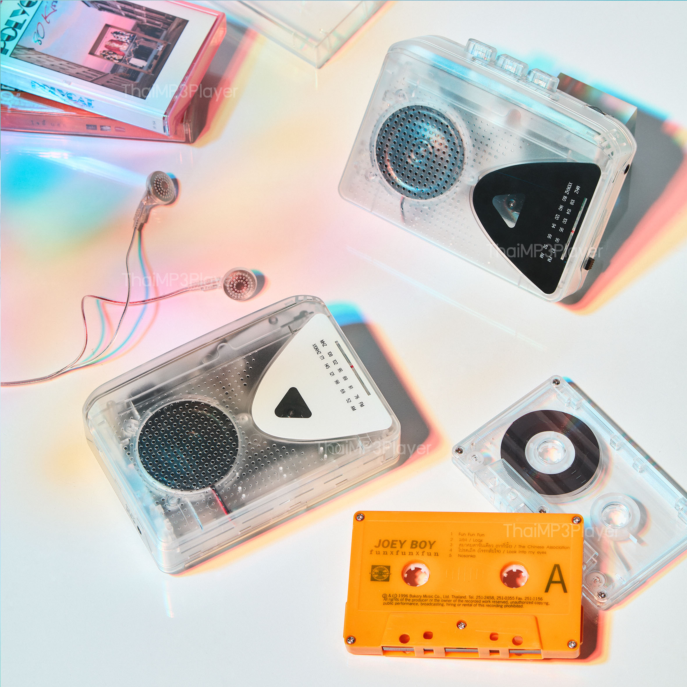 เครื่องเล่นเทป ตัวขาวใส โปร่งแสง Y2K สวย เสียงดี เล่นวิทยุ FM/AM ได้ มีลำโพงในตัว แถมฟรี!!สายUSB แปลงไฟ