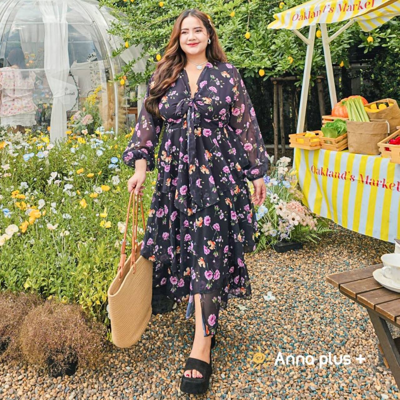 A221 แม็กซี่เดรสสาวอวบ ผูกโบว์ด้านหน้า ผ้าชีฟอง สม็อคหลัง ขาว ชมพู ดำ อก40-52นิ้ว