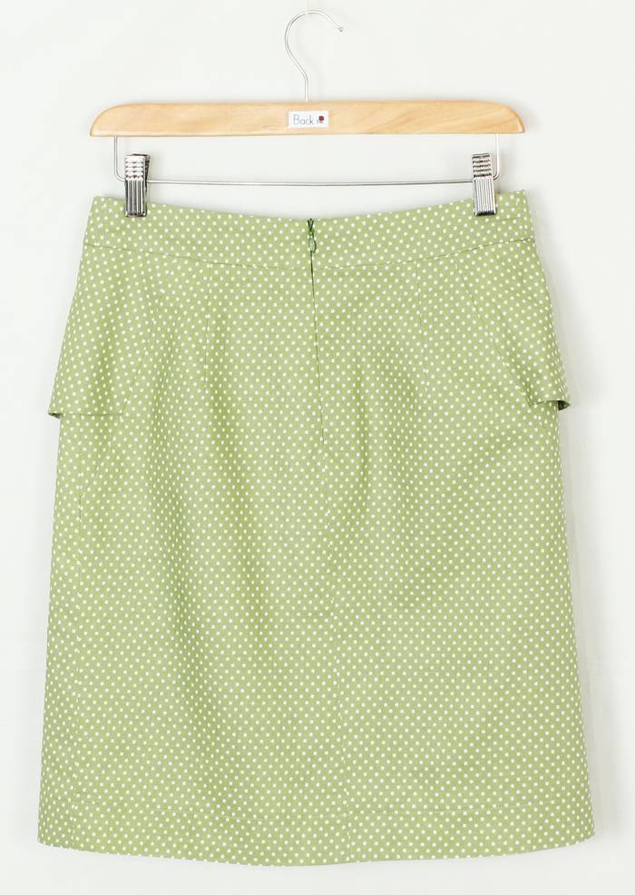 SK-204 กระโปรงแฟชั่น&ทำงาน ทรงสอบ ผ้าคอตต้อนญี่ปุ่นสีเขียวพาสเทล ด้านหน้ากระโปรงจับจีบระบาย