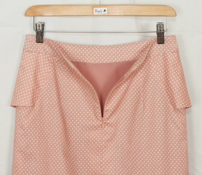 SK-197 กระโปรงแฟชั่น&ทำงาน ทรงสอบ ผ้าคอตต้อนญี่ปุ่นสีชมพูพาสเทล ด้านหน้ากระโปรงจับจีบระบาย