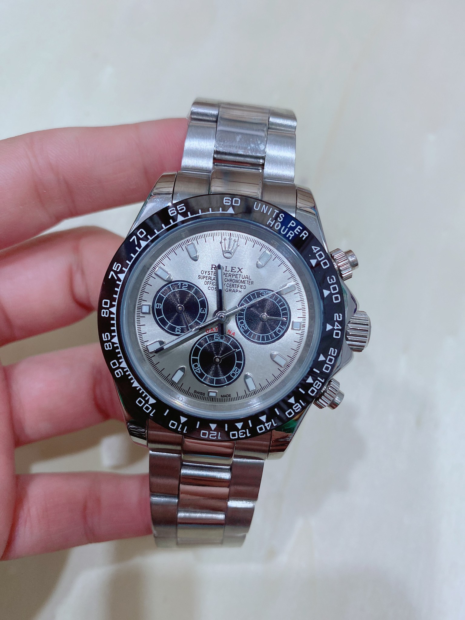 Rolex Cosmograph Daytona - นาฬิกาที่เกิดมาเพื่อการแข่งขัน มาพร้อมกล่องครบชุดตามรูป