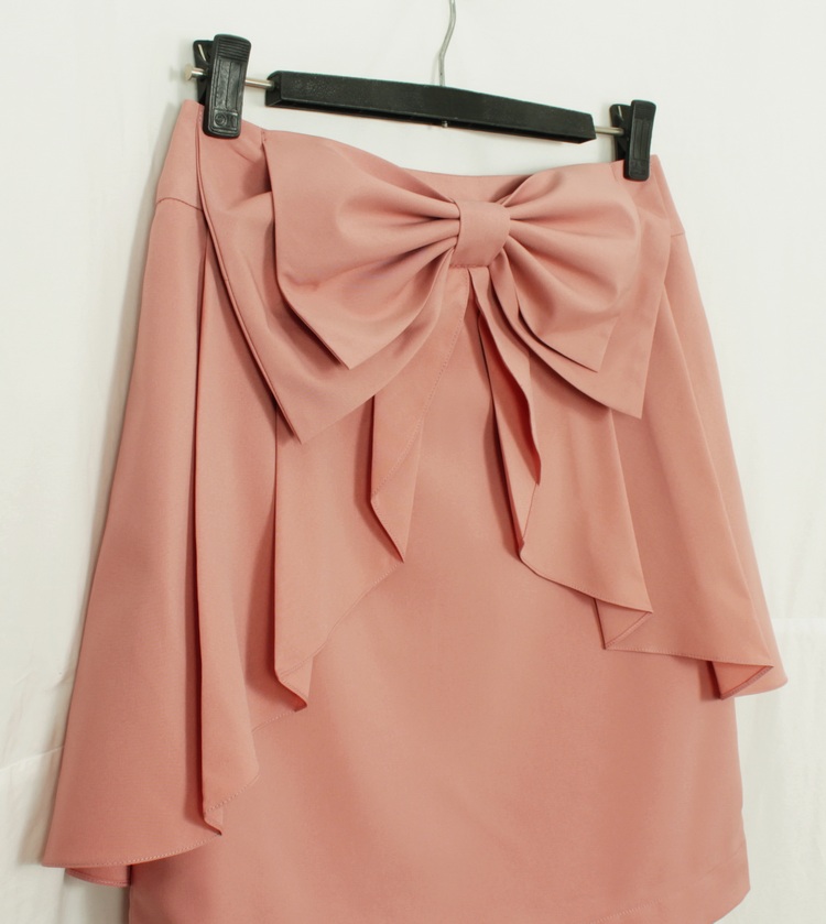 SK-146 กระโปรงแฟชั่น&ทำงาน ผ้าไหมอิตาลีสีชมพูพาสเทล มีโบว์ซ้อนกัน 2 ชั้น