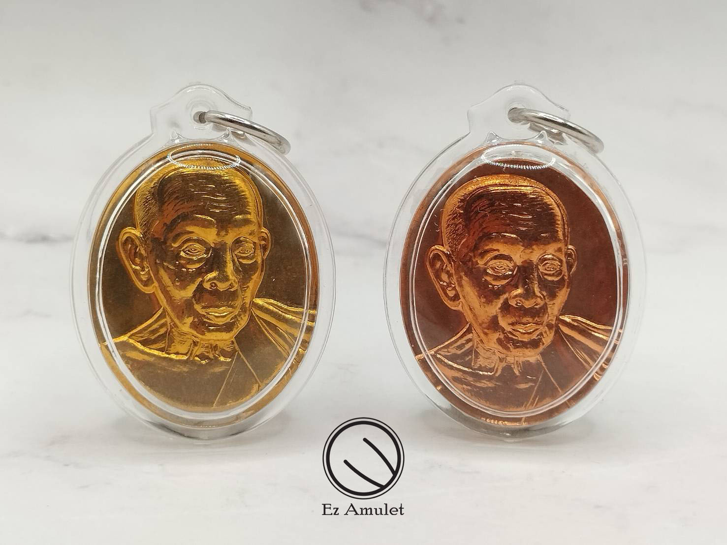 เหรียญหลวงพ่อสวัสดิ์ เลี่ยมกรอบ วัดศาลาปูน