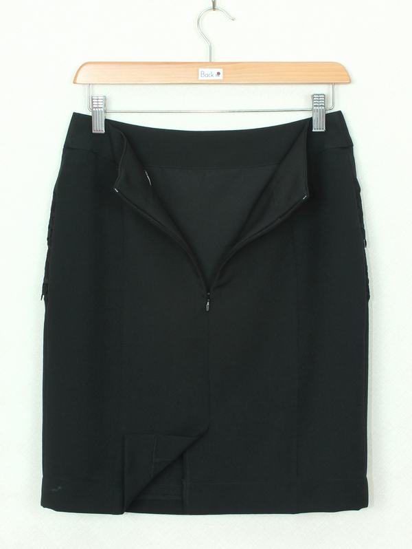 SK-348 กระโปรงแฟชั่น&ทำงาน ทรงสอบ ผ้าสลาฟญี่ปุ่นสีดำ ตัดต่อ 2 ชั้นด้วยผ้าลูกไม้สีดำ