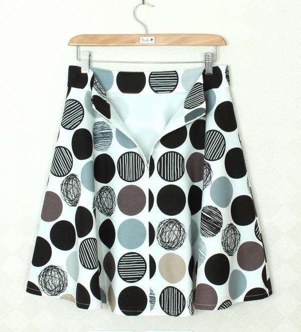 SK-334 กระโปรงแฟชั่น&ทำงาน ทรงย้วย ผ้าคอตต้อนญี่ปุ่นพิมพ์ลายวงกลมกราฟฟิก
