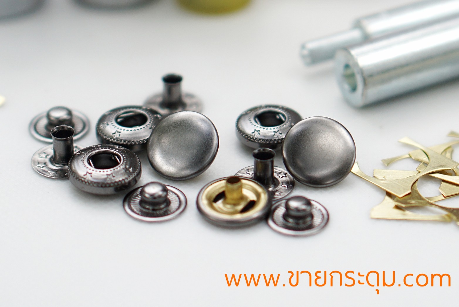 กระดุมแป๊ก VT5 ขนาด 12.5 มิลลิเมตร เนื้อทองเหลือง สีรมดำ