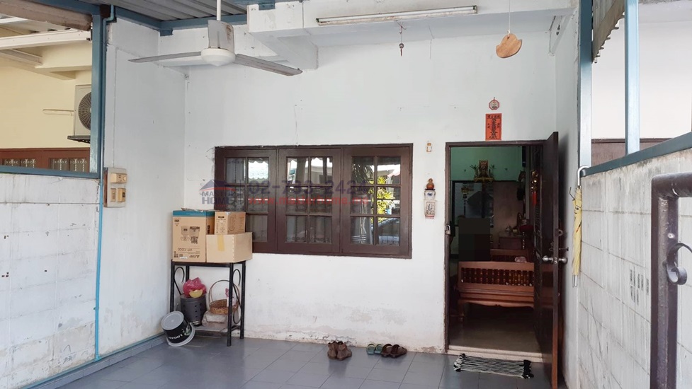 ขายทาวน์โฮม 2 ชั้น 18 ตร.ว. หมู่บ้านสินทรัพย์นคร คลองถนน บางเขน ติดถนนเทพรักษ์ ใกล้รถไฟฟ้าสถานีสายหยุด - 05512