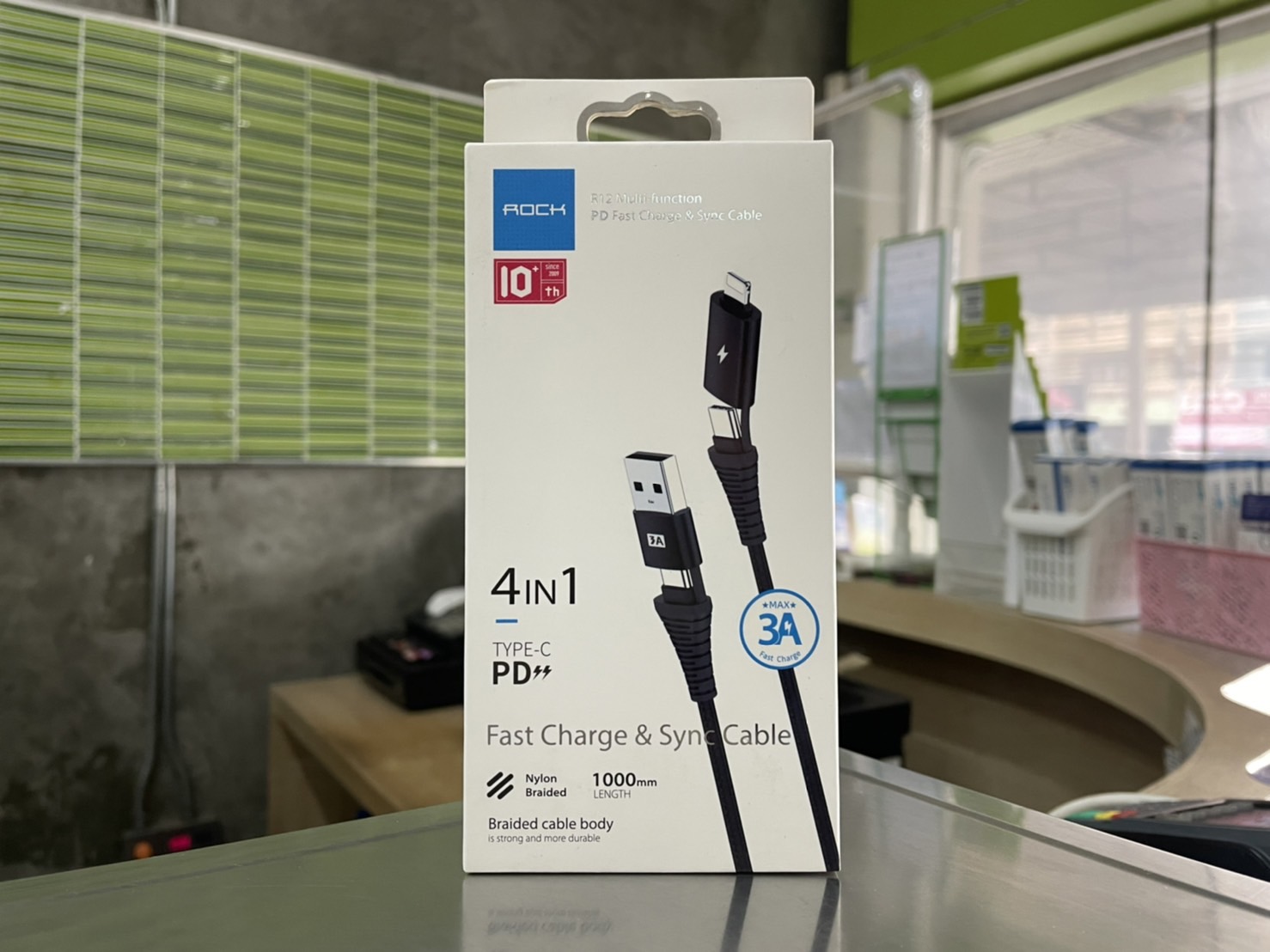 Rock R12 Multi-function สายชาร์จและซิงค์ 4 in 1 แบบ 2 หัว ทั้ง 2ด้าน Type-c to USB A/Type-c to Lightning สายแบบถัก (Black))