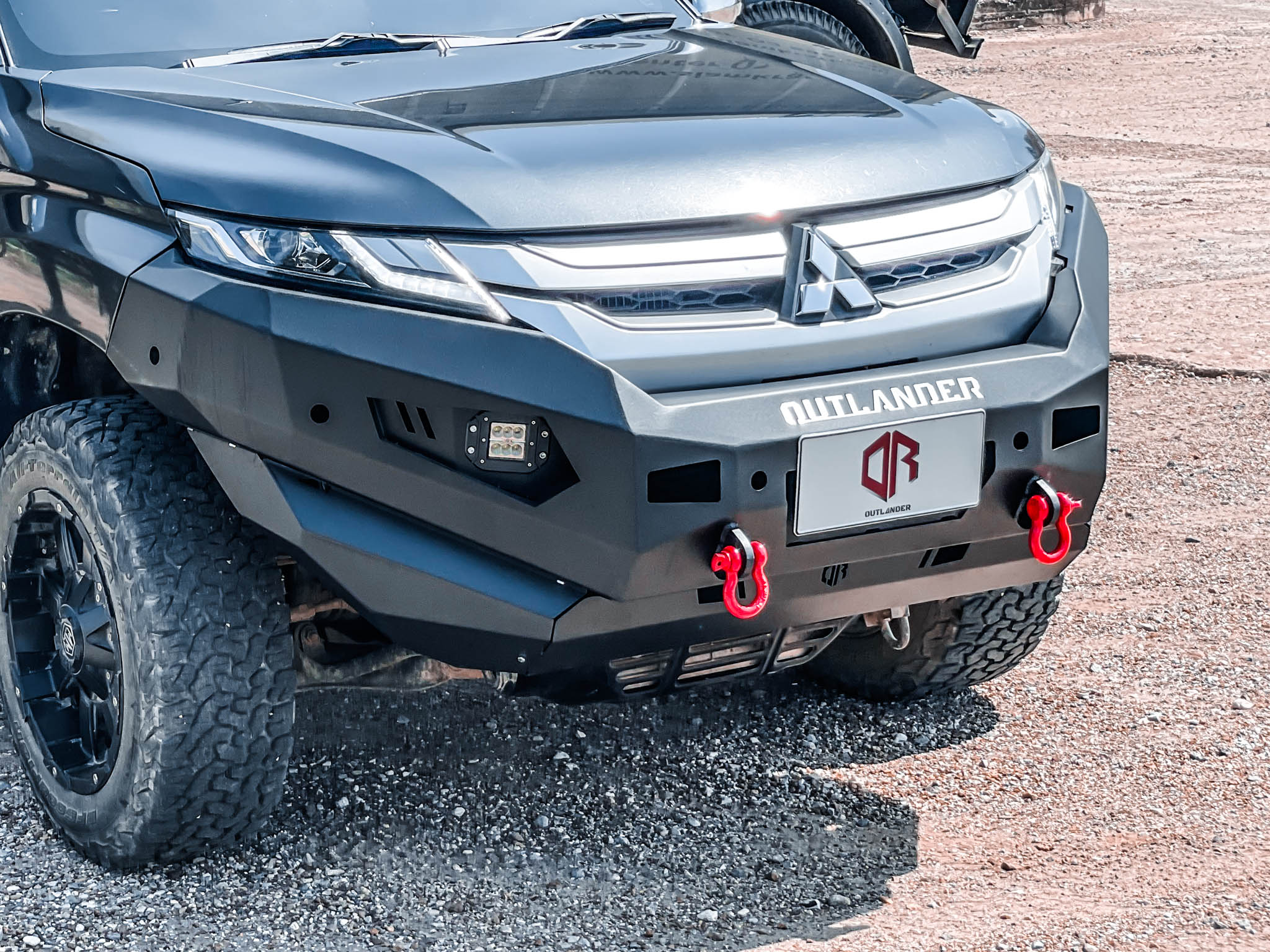 กันชนหน้าธันเดอร์ 2020 Outlander