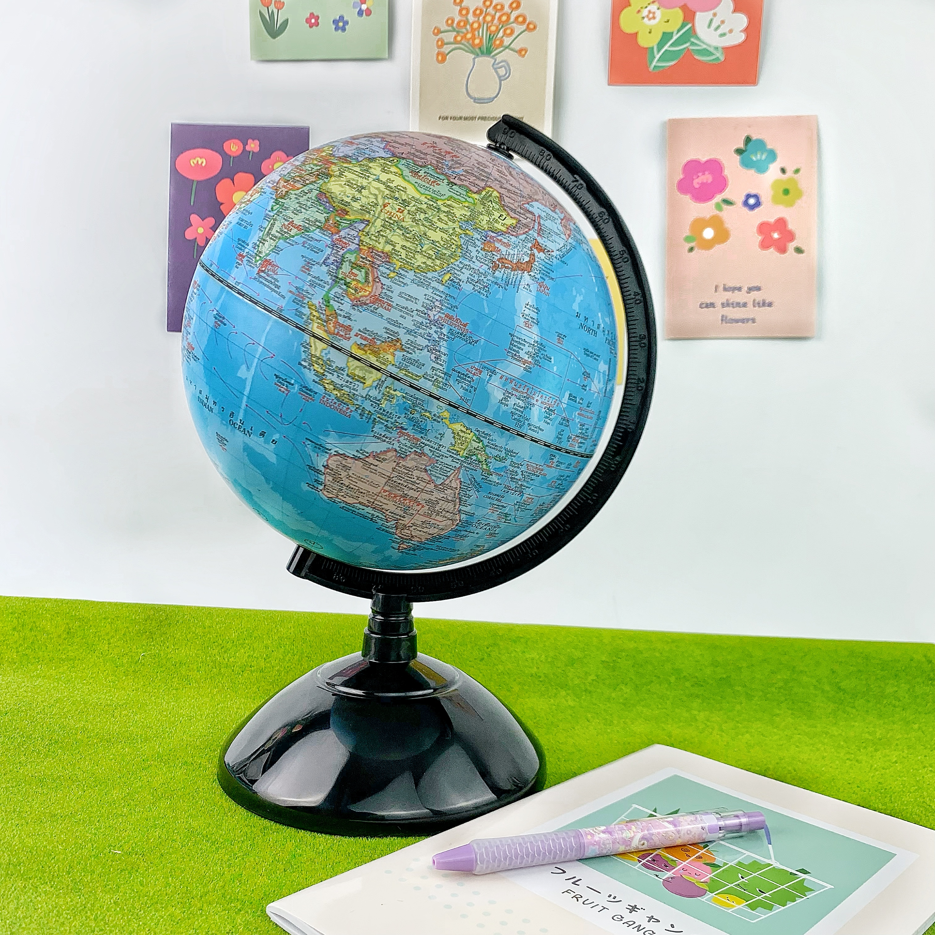 ลูกโลกจำลอง Bennon 8 10 และ 12 นิ้ว แบบมีไฟและไม่มีไฟ มีทั้งฐานไม้ ฐานพลาสติก