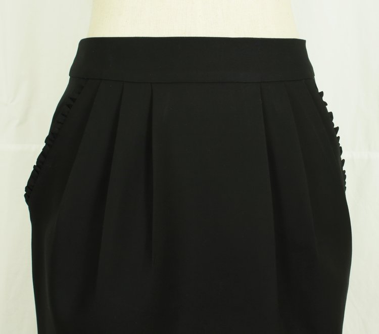 SK-151 กระโปรงแฟชั่น&ทำงาน ทรงสอบจับจีบทวิช ผ้าญี่ปุนสีดำผสมเนื้อสเปนเด็กซ์